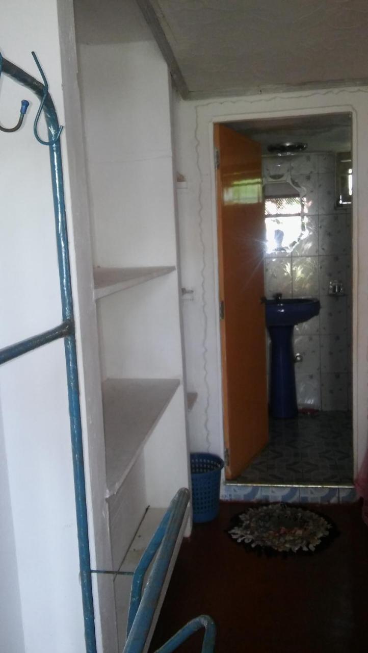 Thevindu Guest & Redmud Resturent Banduramulla Ngoại thất bức ảnh